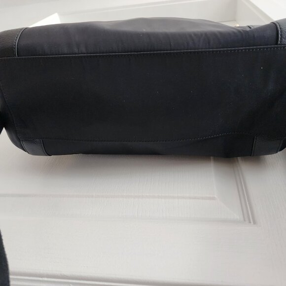 Rebecca Minkoff Black Knocked Up Black Nylon/Leather Diaper Bag with gold hardwa - Picture 6 of 12